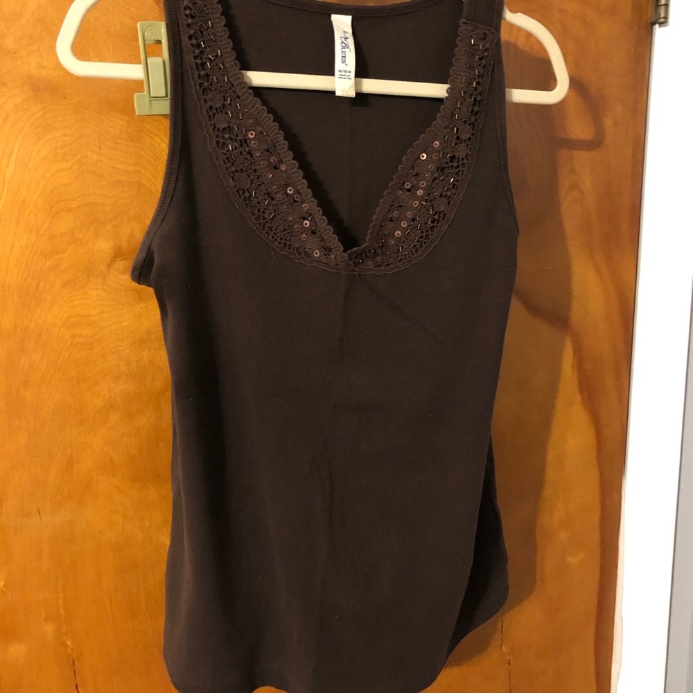 Brown tank top with sequence